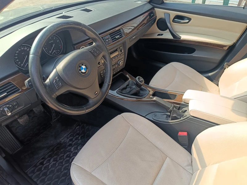 BMW 325 4x4/2009г./Facelift/Топ състояние , снимка 10 - Автомобили и джипове - 47132183