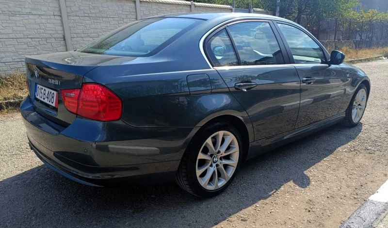 BMW 325 4x4/2009г./Facelift/Топ състояние , снимка 7 - Автомобили и джипове - 47132183