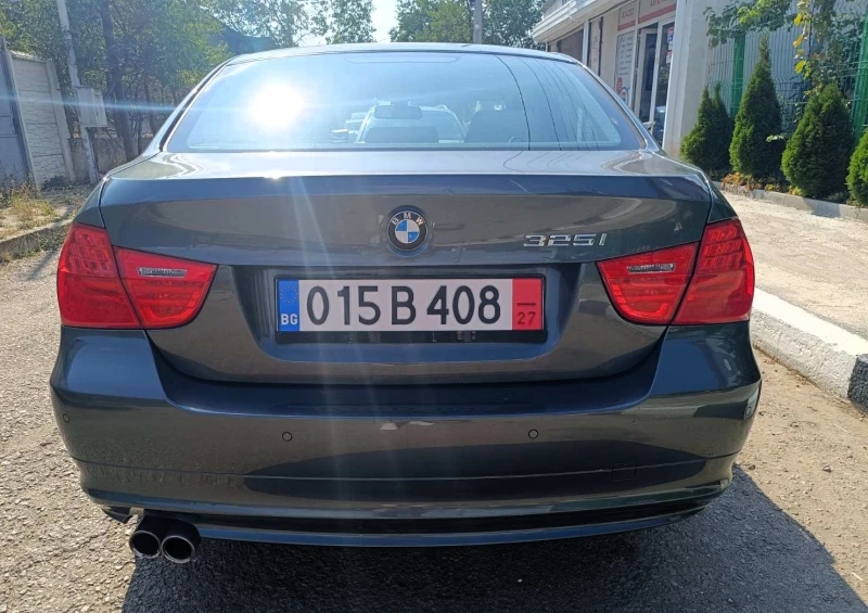 BMW 325 4x4/2009г./Facelift/Топ състояние , снимка 4 - Автомобили и джипове - 47132183