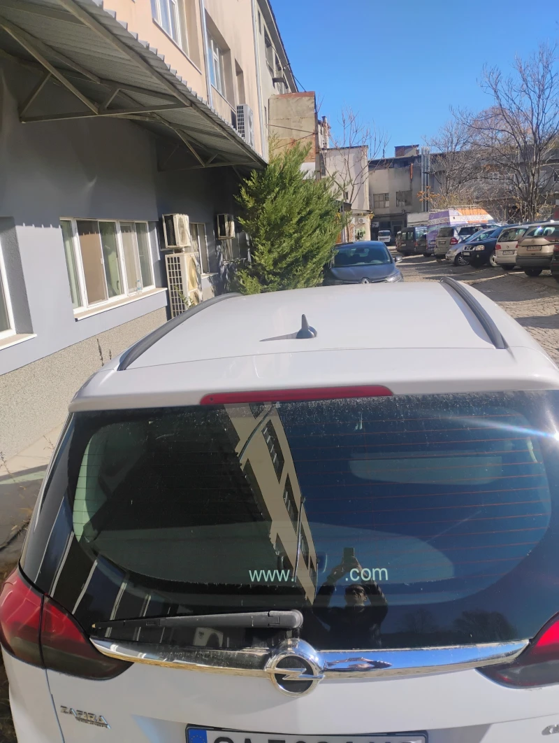 Opel Zafira CDTI, снимка 12 - Автомобили и джипове - 48122339