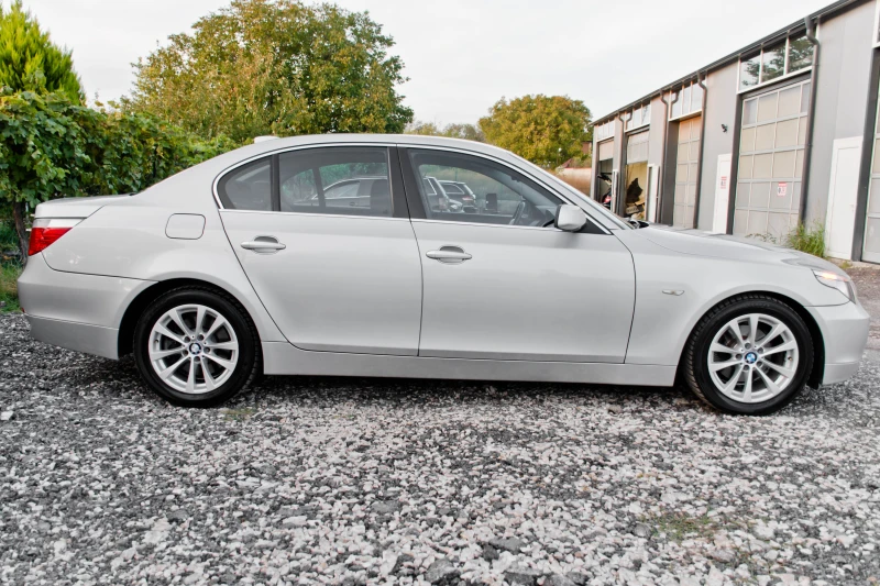 BMW 523 2.5i 177k.s 2006g. 6sk. Top, снимка 4 - Автомобили и джипове - 47971660