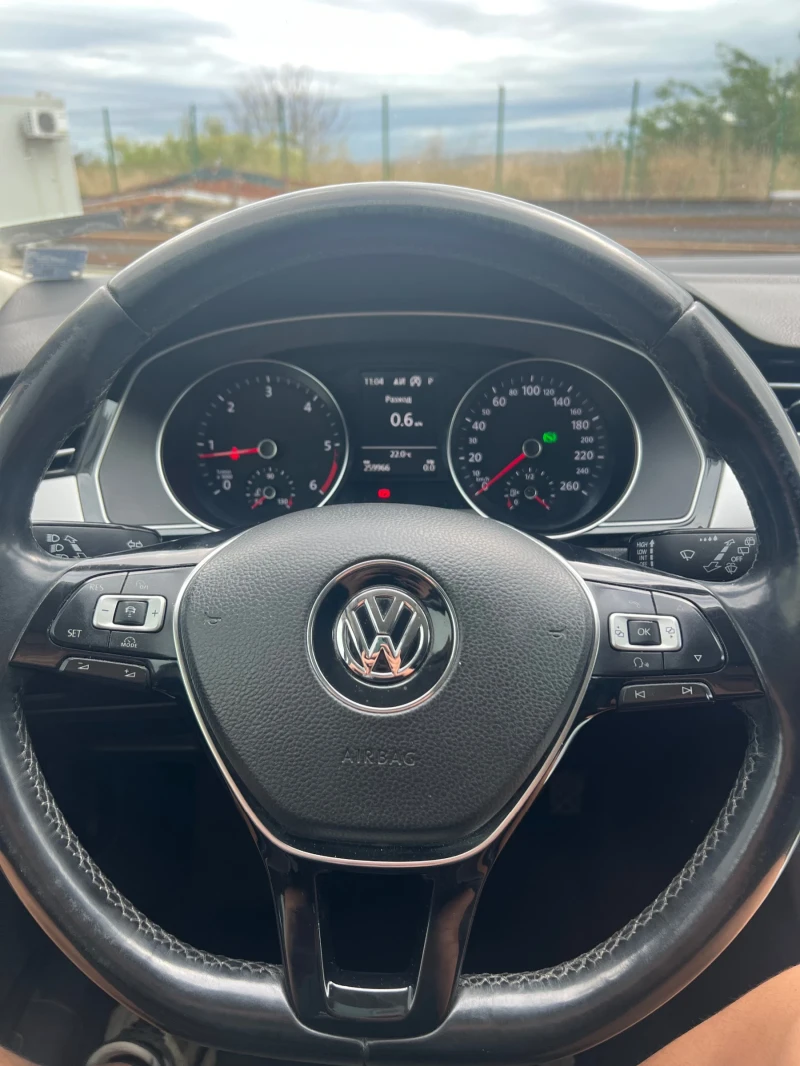 VW Passat B8 , снимка 8 - Автомобили и джипове - 48102373