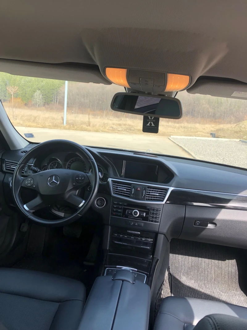 Mercedes-Benz E 350 350, снимка 8 - Автомобили и джипове - 51938306