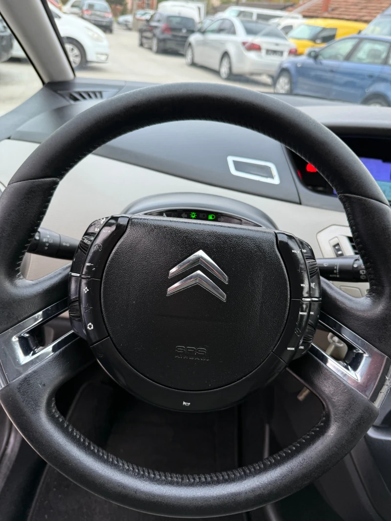 Citroen C4 Picasso 1.6HDI ЛИЗИНГ, снимка 14 - Автомобили и джипове - 52310818
