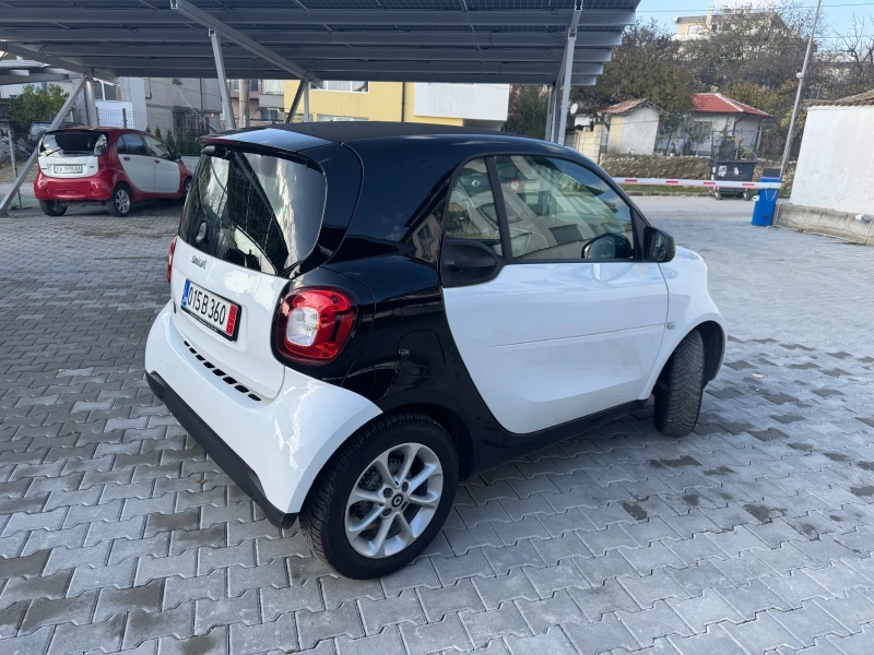 Smart Fortwo EQ, снимка 7 - Автомобили и джипове - 52506785