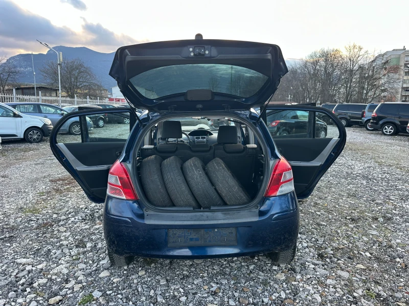 Toyota Yaris 1.0I 69KC, снимка 12 - Автомобили и джипове - 52753412