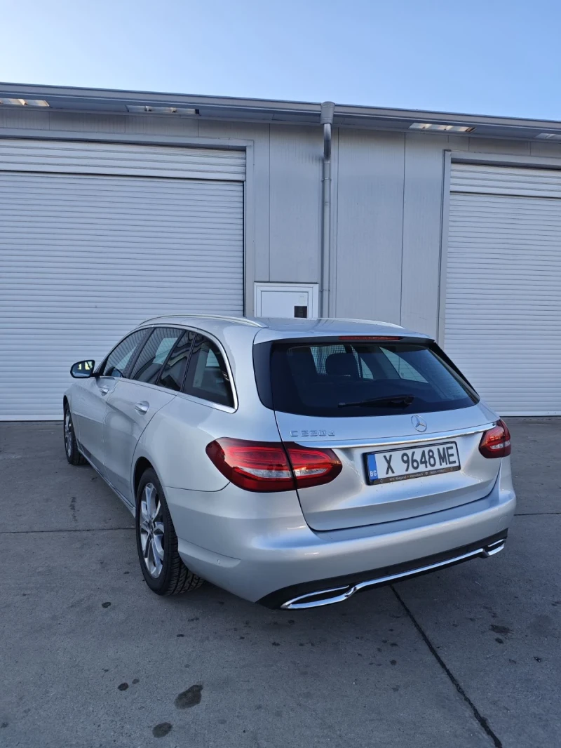 Mercedes-Benz C 220, снимка 5 - Автомобили и джипове - 52908594