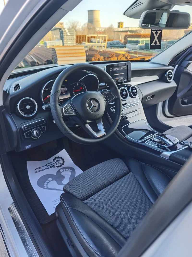 Mercedes-Benz C 220, снимка 10 - Автомобили и джипове - 52908594