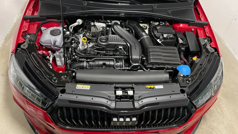 Skoda Fabia Monte Carlo 1.5TSI Evo2 7DSG, снимка 9 - Автомобили и джипове - 53503832