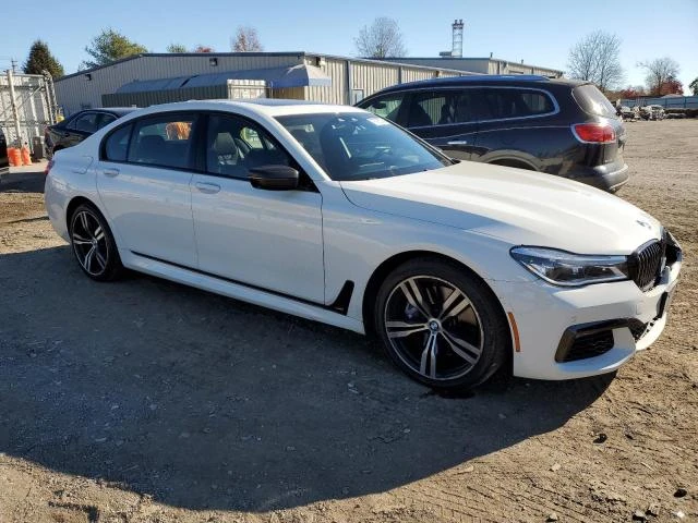 BMW 750 M* PACK* XDRIVE* ДИГИТАЛНО* ТАБЛО* МАСАЖ* ПОДГРЕВ*, снимка 1 - Автомобили и джипове - 48810302