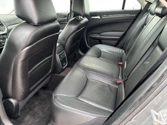 Chrysler 300c * 300 Touring * CARFAX * ���� �� �� | Mobile.bg � ����������� 11