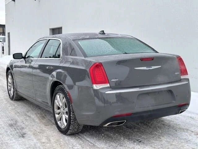 Chrysler 300c * 300 Touring * CARFAX * ЦЕНА ДО БГ - изображение 3