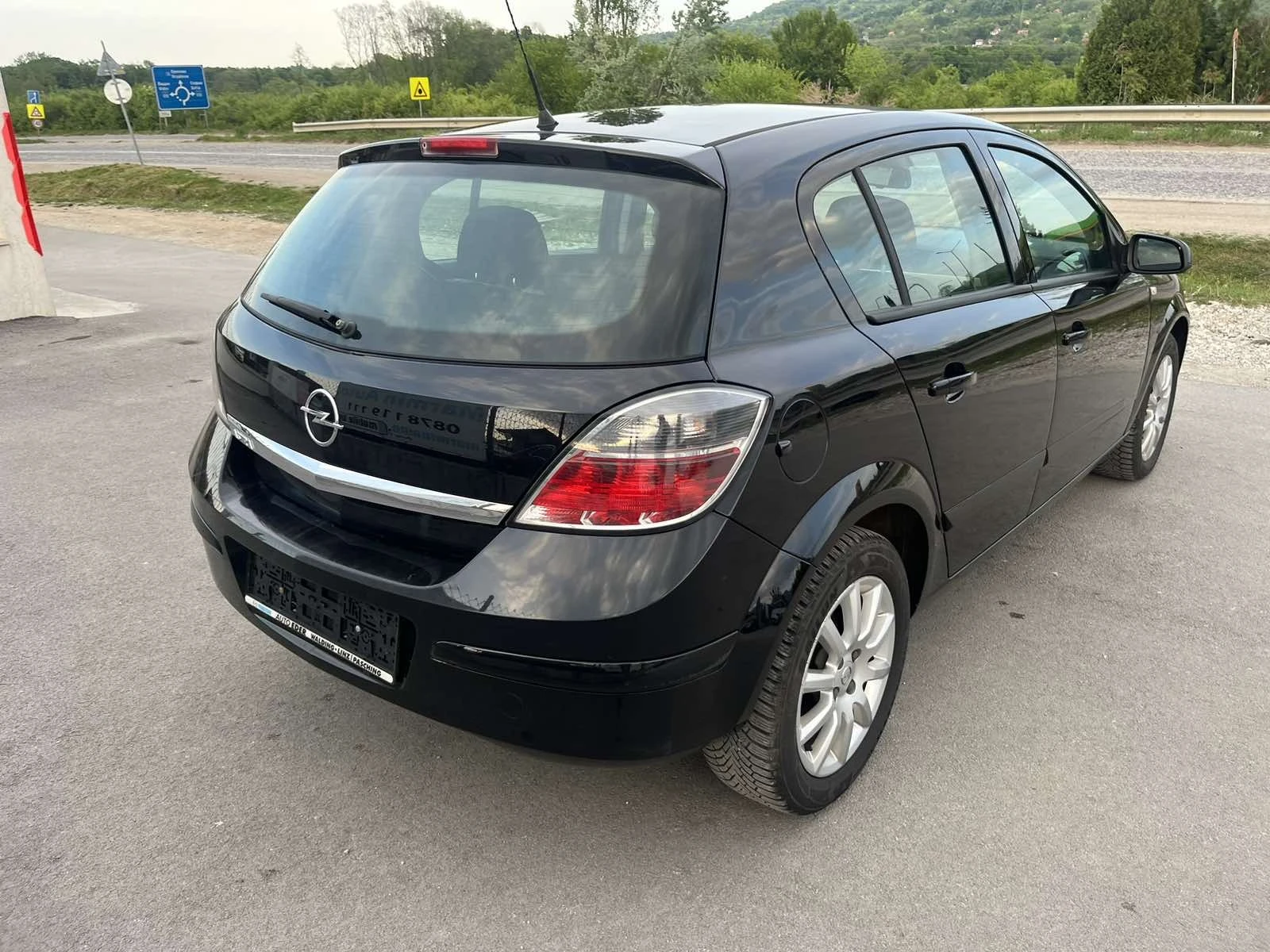 Opel Astra 1.4I 75кс 129 000 км FACE EURO 4 КЛИМАТРОНИК - изображение 4