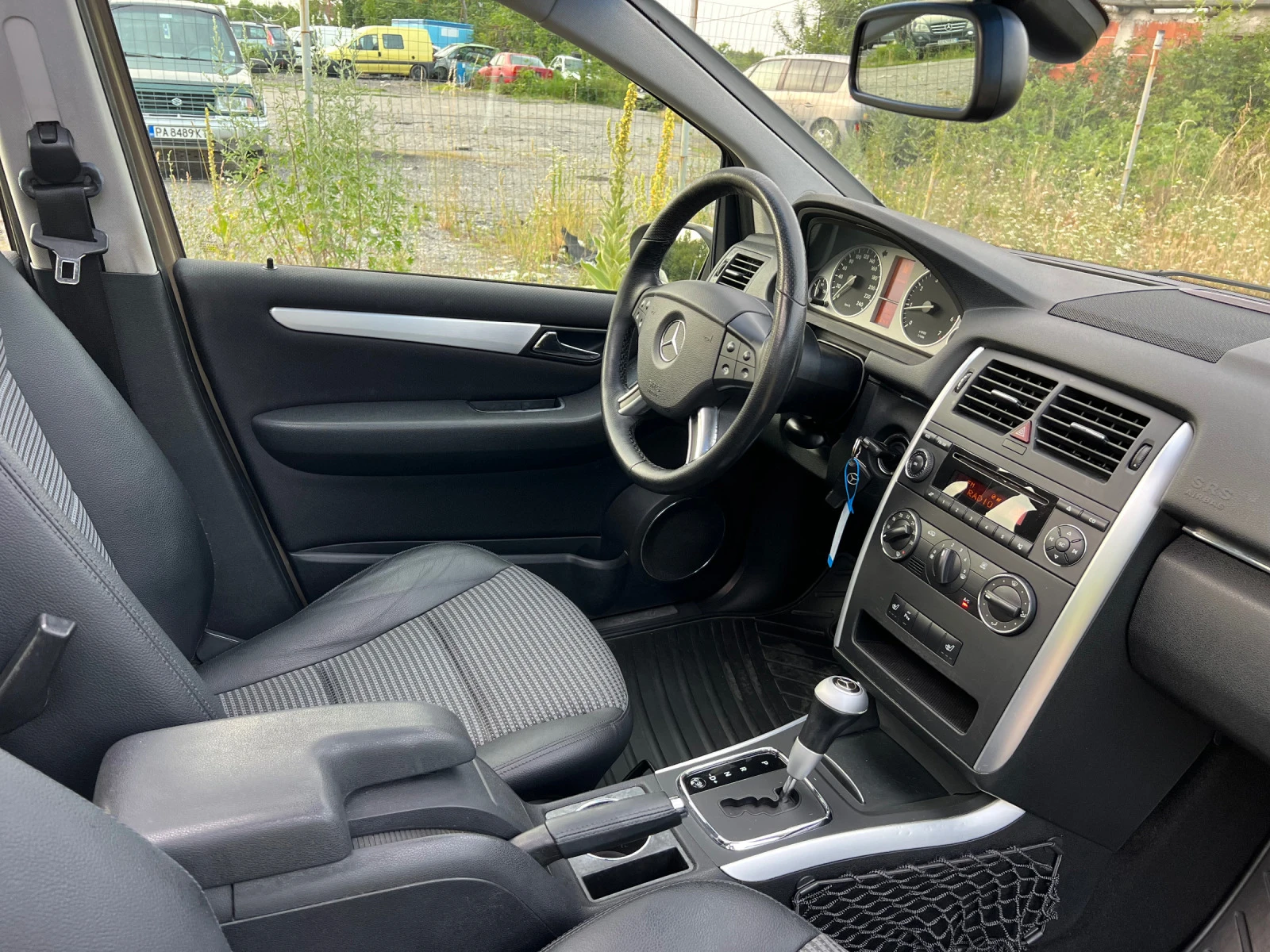 Mercedes-Benz B 200 2.0i Turbo   | Mobile.bg   13