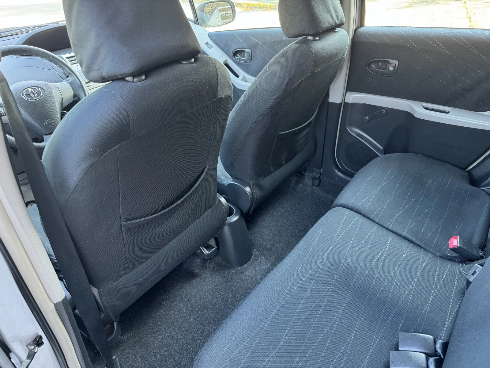 Toyota Yaris 1.0  /  | Mobile.bg   11