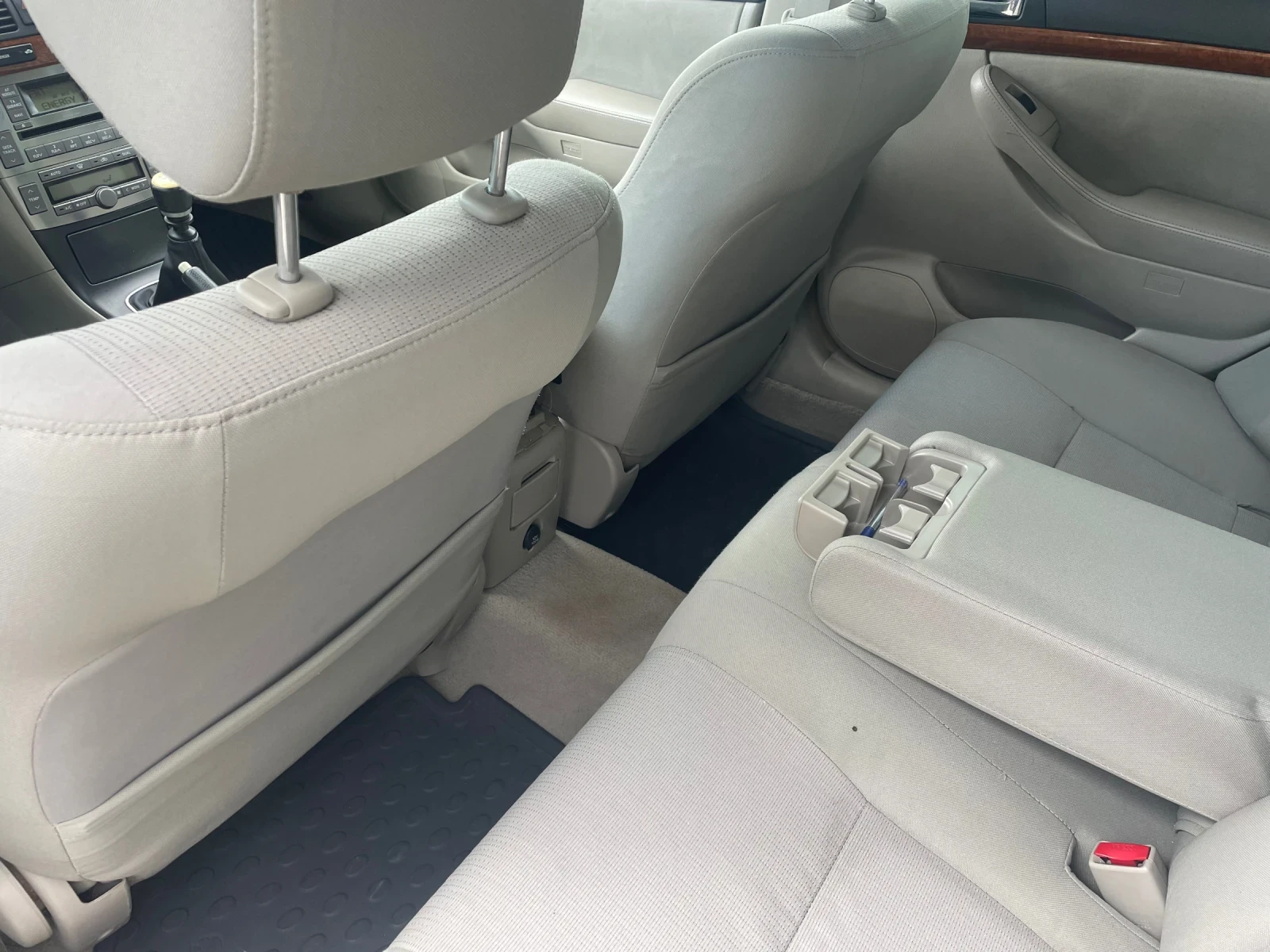 Toyota Avensis 2, 2 D4D 150кс 6 скорости 🔝 - изображение 8