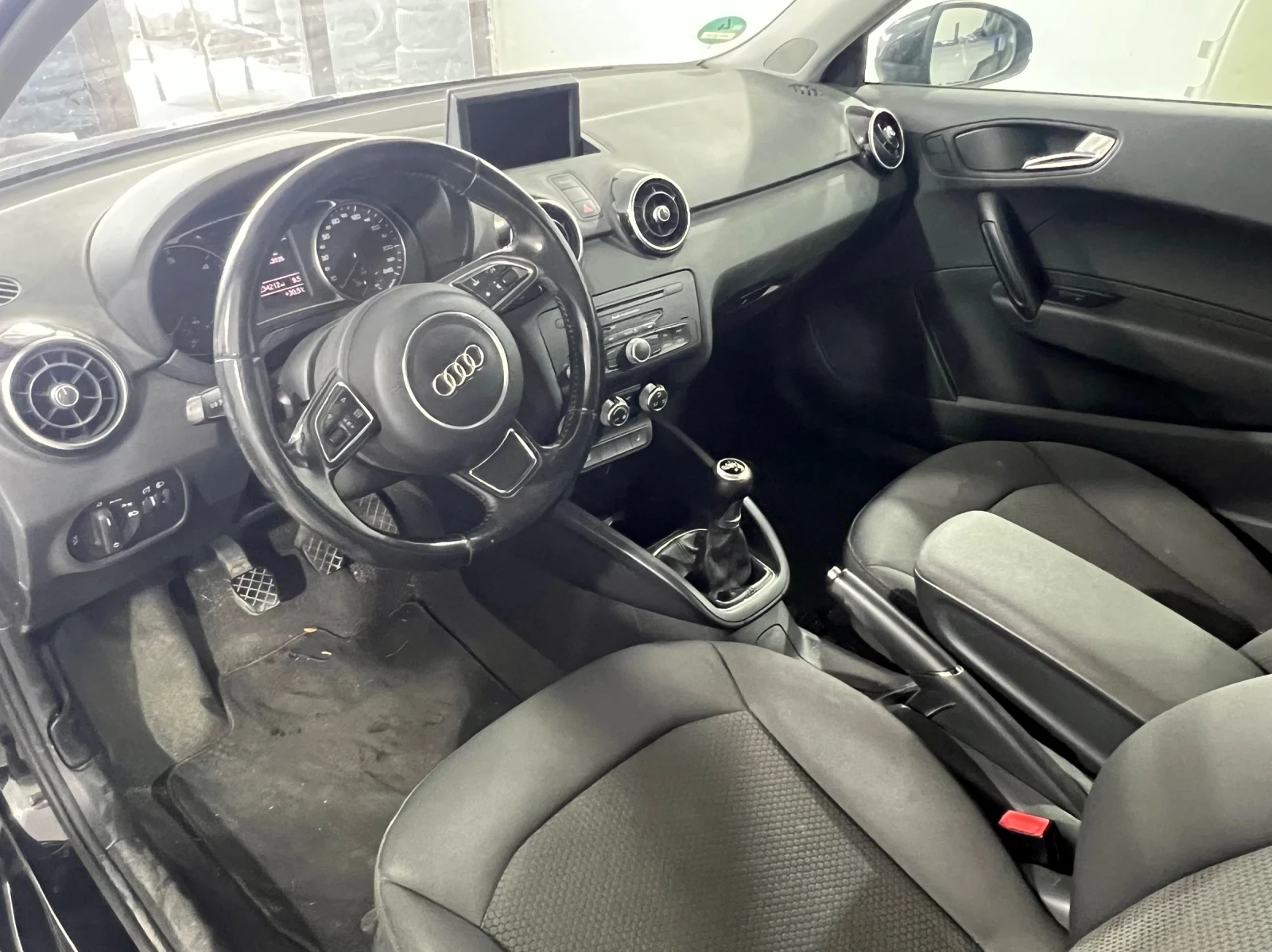 Audi A1 1.6TDI - изображение 5