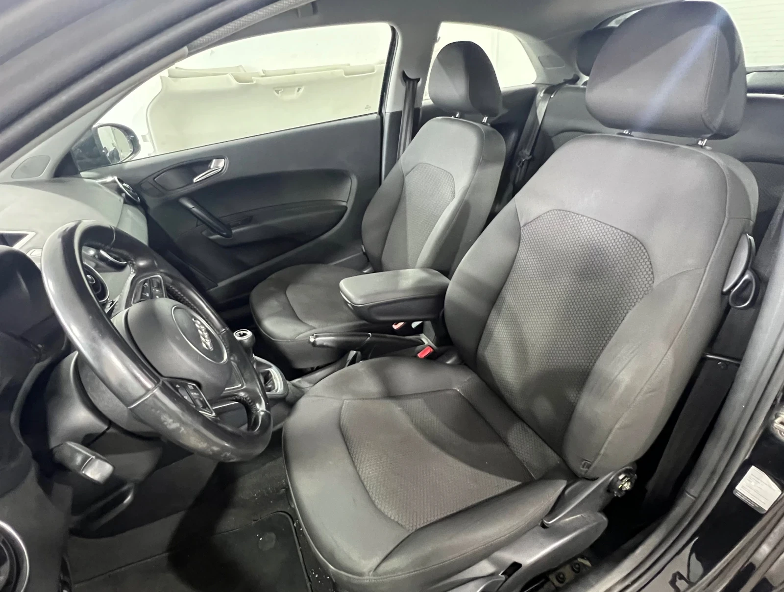 Audi A1 1.6TDI - изображение 7