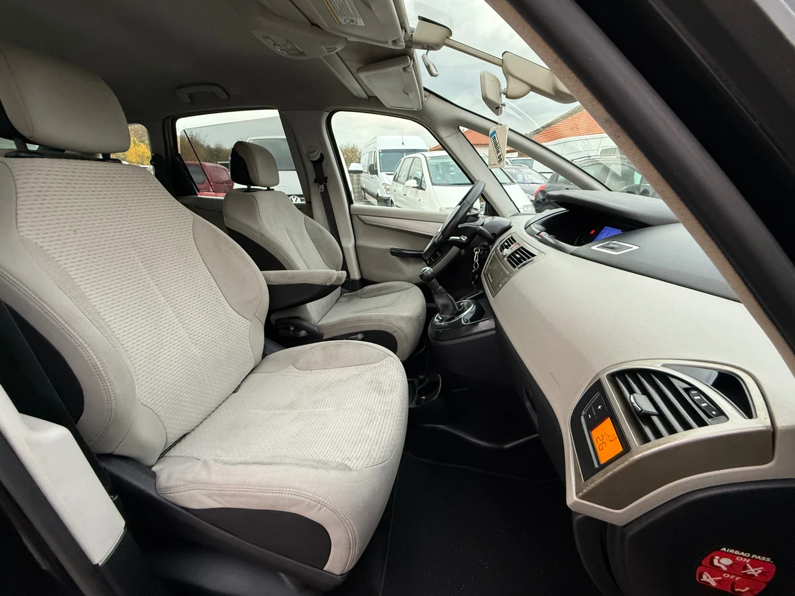 Citroen C4 Picasso 1.6HDI  | Mobile.bg   11