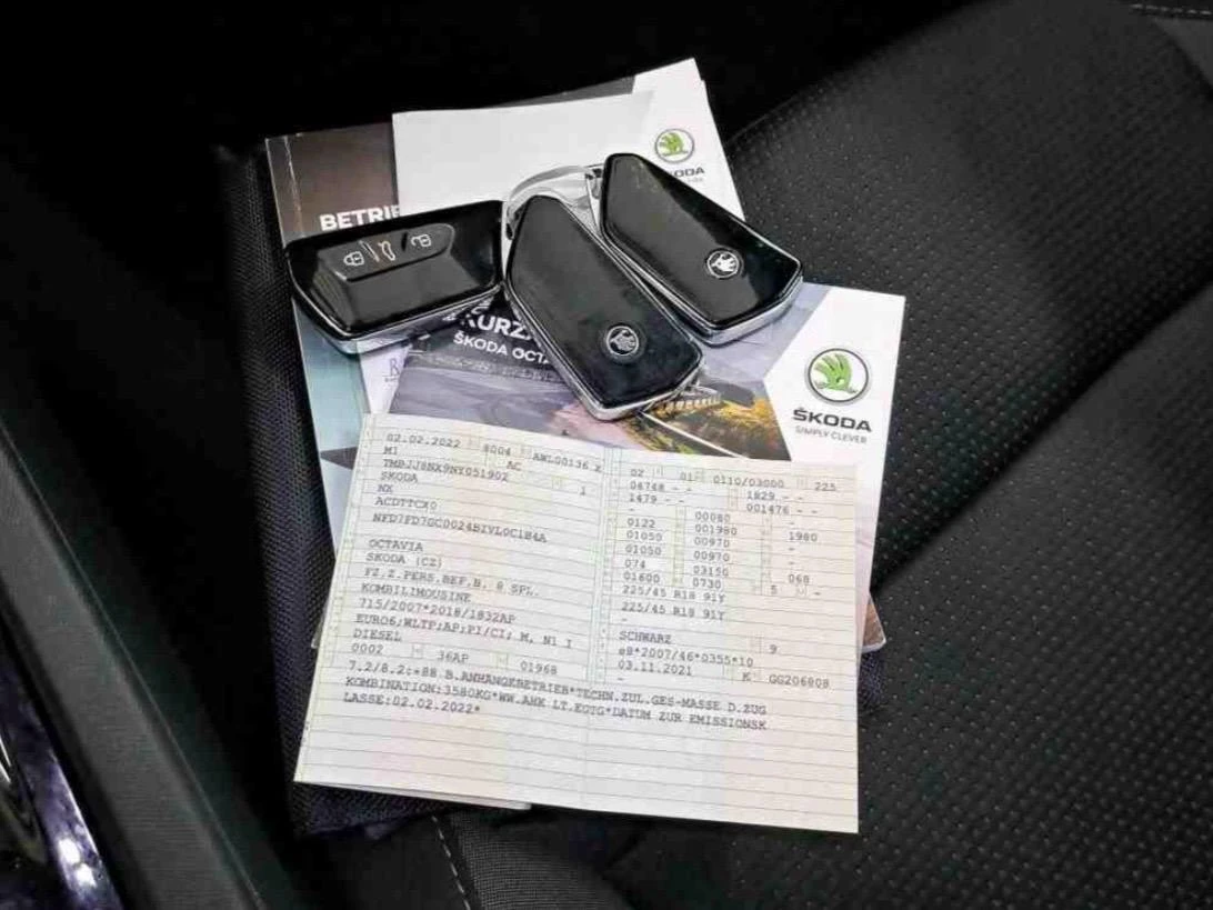Skoda Octavia 2.0 TDI/150 PS/MATRIX/PDC/ACC, снимка 11 - Автомобили и джипове - 54710076