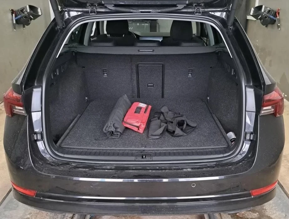 Skoda Octavia 2.0 TDI/150 PS/MATRIX/PDC/ACC, снимка 7 - Автомобили и джипове - 54710076
