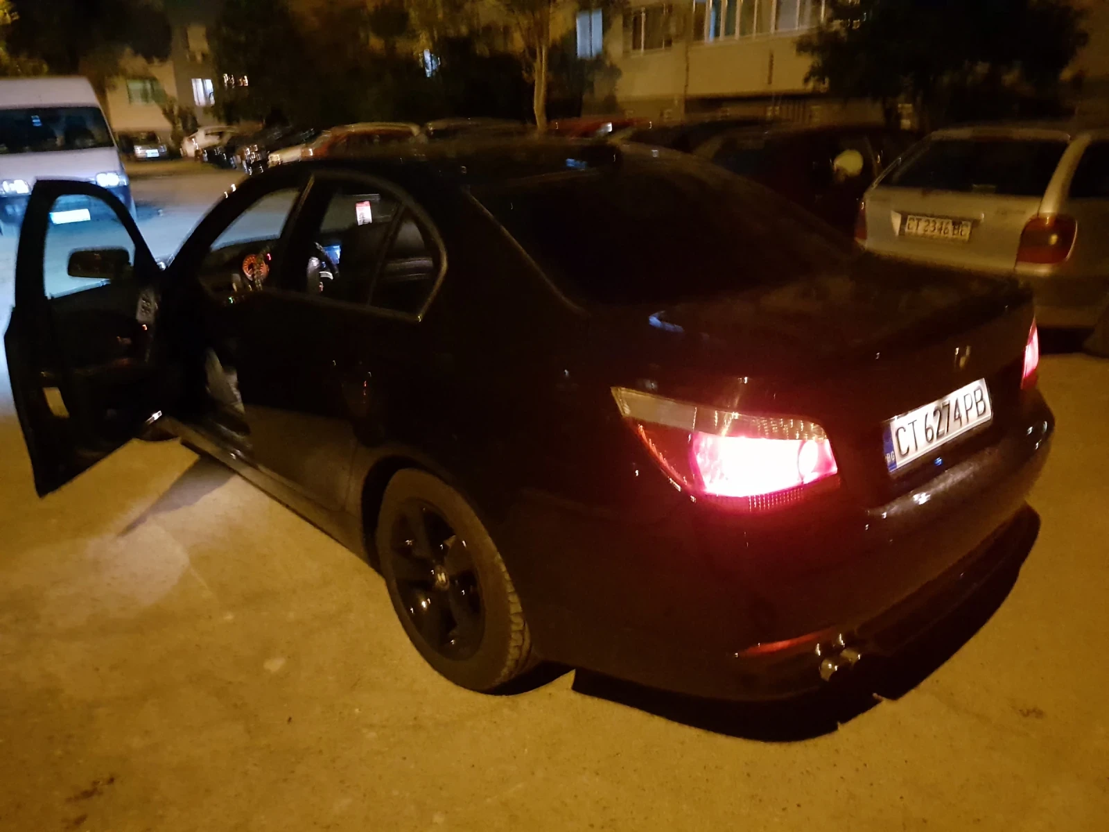 BMW 530, снимка 16 - Автомобили и джипове - 54990846
