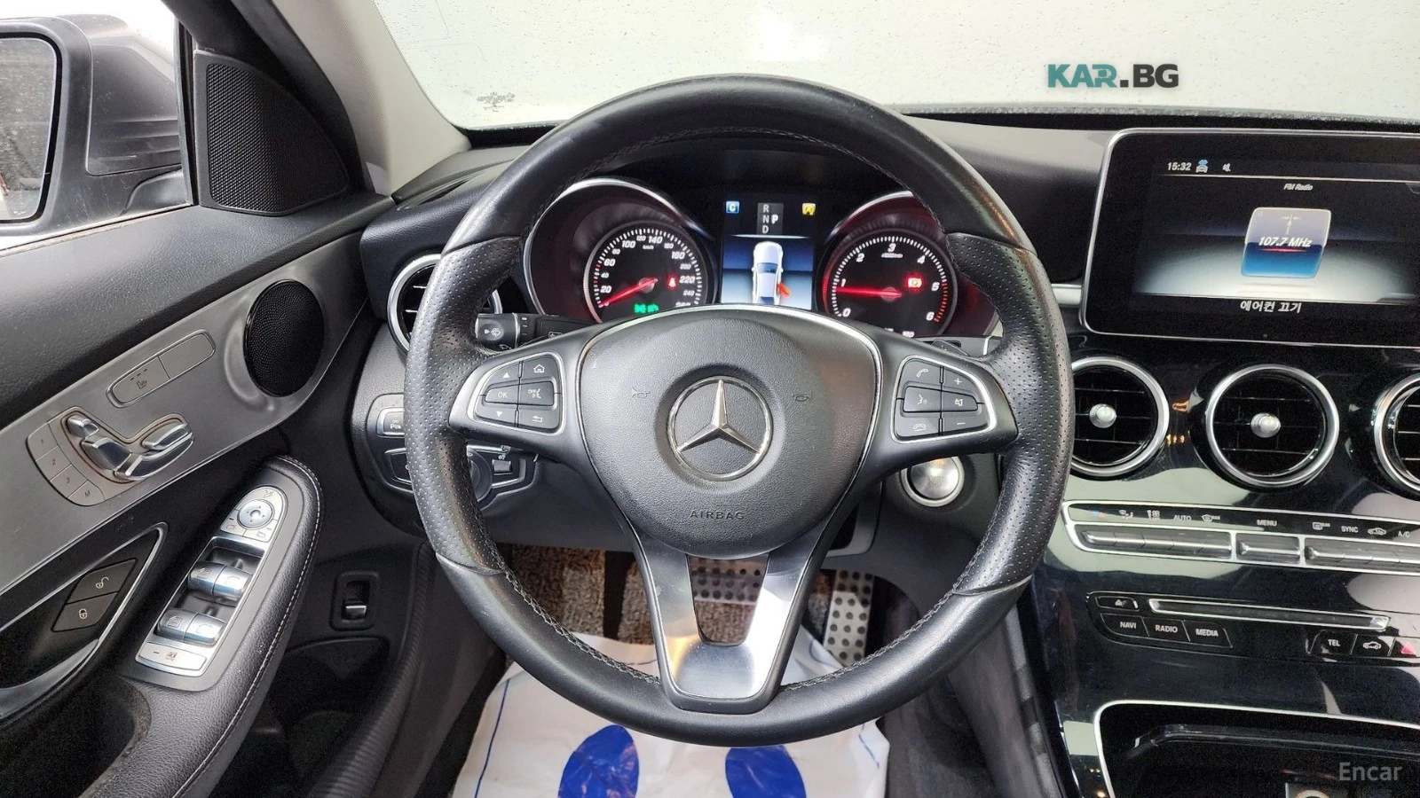 Mercedes-Benz C 220 AVANGARDE* HUD* КОЖА* ПАНО* ОБДУХВ* НАВИ* 360, снимка 11 - Автомобили и джипове - 55029486