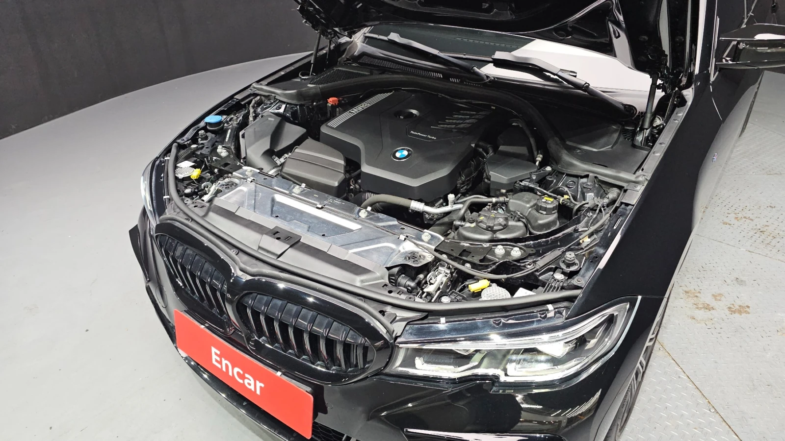BMW 330 * M sport* Navi* keyless* , снимка 5 - Автомобили и джипове - 55061644