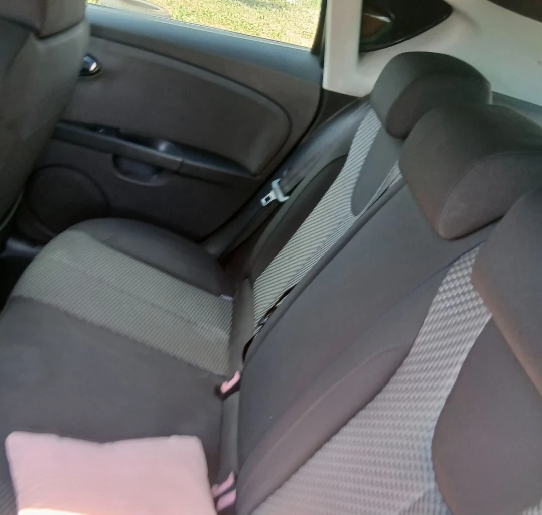 Seat Leon 1900кб, снимка 6 - Автомобили и джипове - 55081567