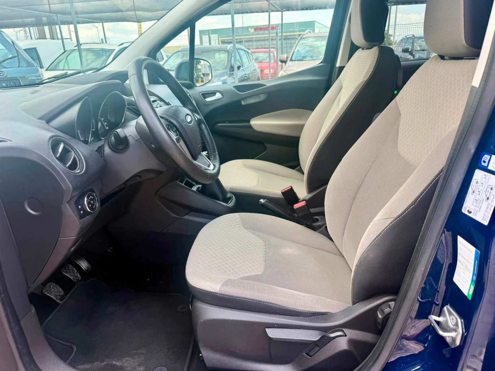 Ford Courier 1.0 76хил.км, снимка 9 - Автомобили и джипове - 55151550
