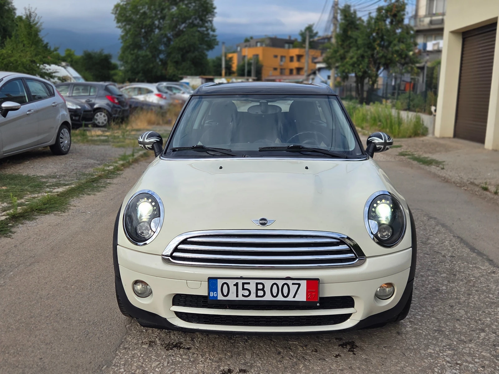 Mini Clubman 1.6TD Bixenon , снимка 4 - Автомобили и джипове - 55660792