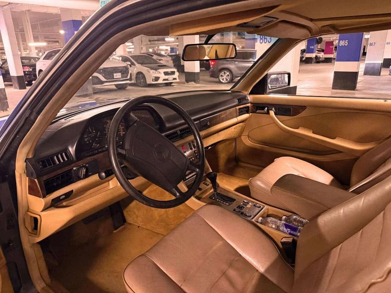 Mercedes-Benz 560 * 560SEC * АВТОКРЕДИТ БЕЗ ПЪРВОНАЧАЛНА* , снимка 5 - Автомобили и джипове - 55768417