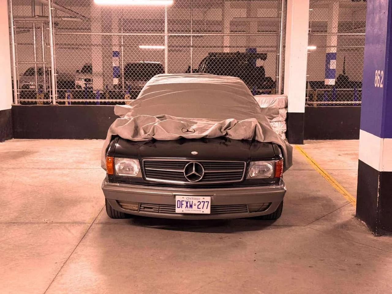 Mercedes-Benz 560 * 560SEC * АВТОКРЕДИТ БЕЗ ПЪРВОНАЧАЛНА* , снимка 11 - Автомобили и джипове - 55768417