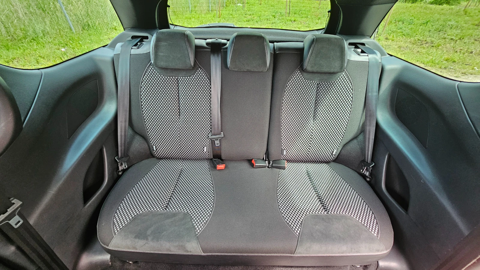 Citroen DS3 1.6 THP, 156 к.с., Швейцария, снимка 8 - Автомобили и джипове - 55817719