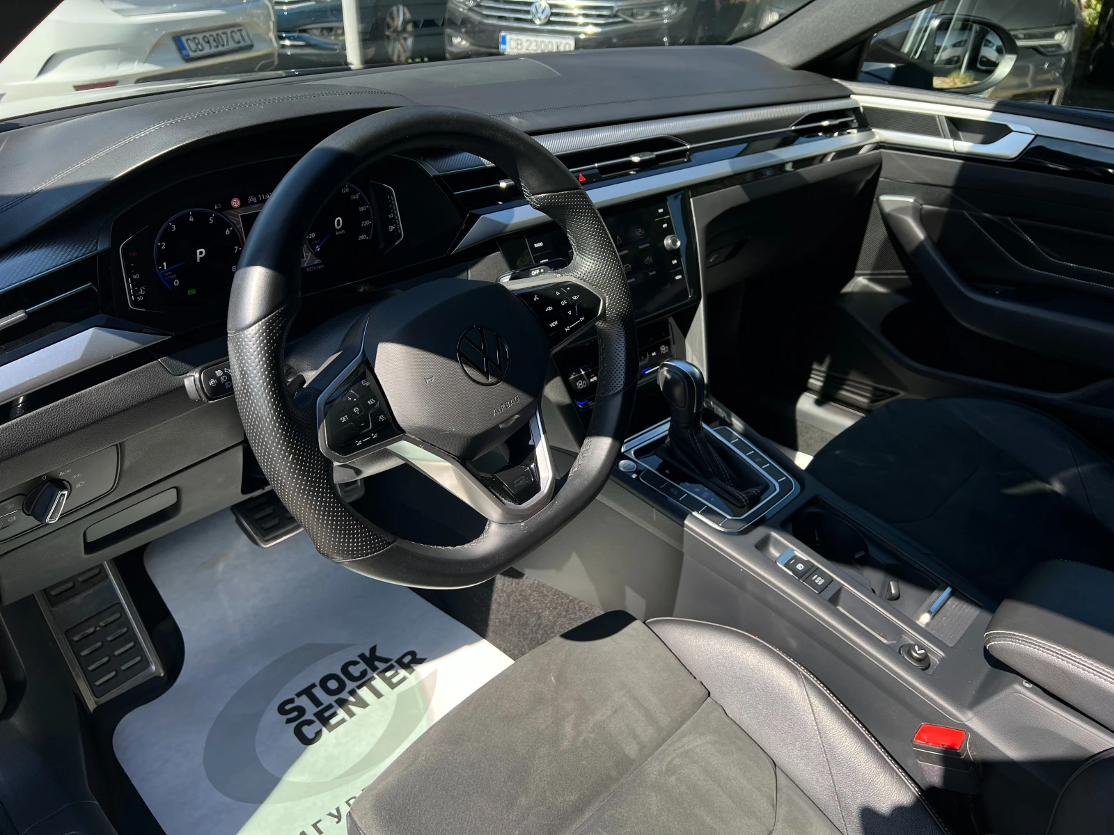 VW Arteon 2.0TSI 7DSG R-Line , снимка 11 - Автомобили и джипове - 56002043