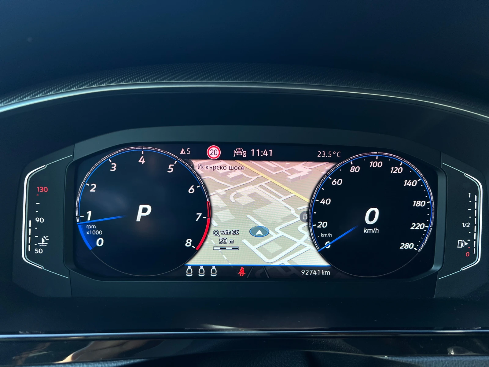 VW Arteon 2.0TSI 7DSG R-Line , снимка 13 - Автомобили и джипове - 56002043