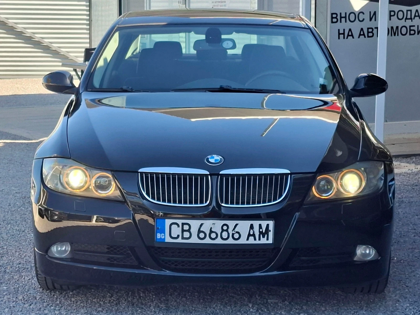 BMW 320 Автомат/Нави, снимка 2 - Автомобили и джипове - 56315802