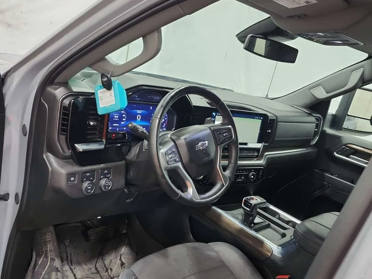 Chevrolet Silverado 4wd Crew Cab 157" Rst Crew Cab Std Bed* ������ | Mobile.bg � ����������� 10