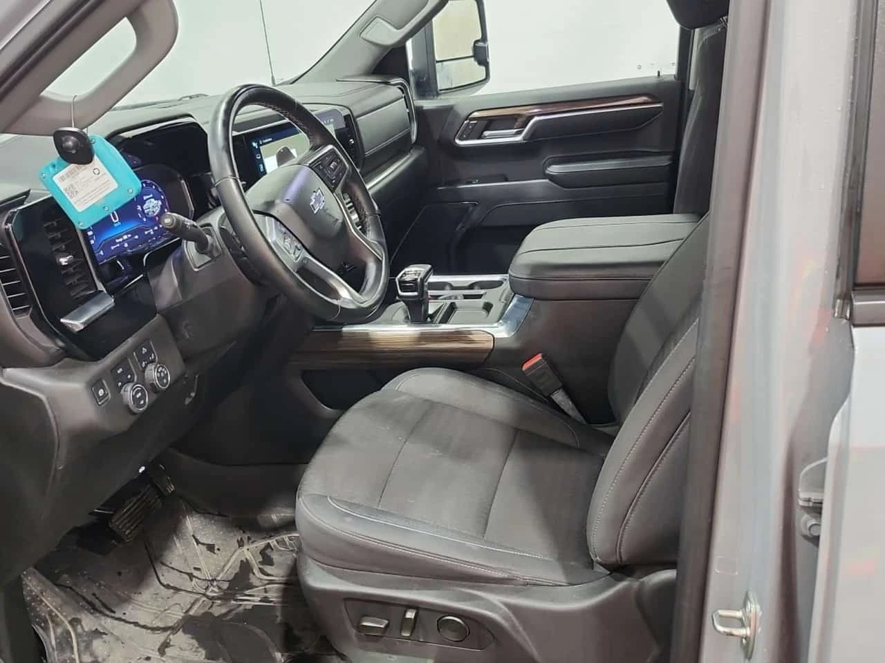 Chevrolet Silverado 4wd Crew Cab 157" Rst Crew Cab Std Bed* ������ | Mobile.bg � ����������� 3