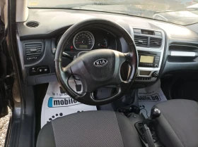 Kia Sportage ГАЗ-БЕНЗИН, снимка 16