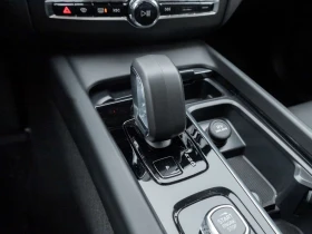 Volvo XC60 * Core * CARFAX * БЕЗ ПЪРВОНАЧАЛНА ВНОСКА - 39050 € / 76375.16 лв. - 67830026 15