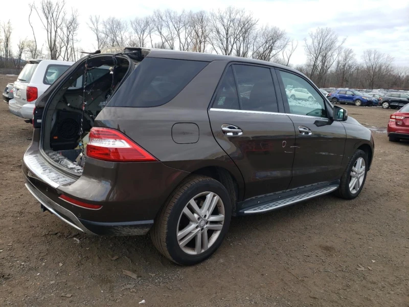 Mercedes-Benz ML 350 4Matic* Harman/Kardon* Обдухване, снимка 5 - Автомобили и джипове - 48615877