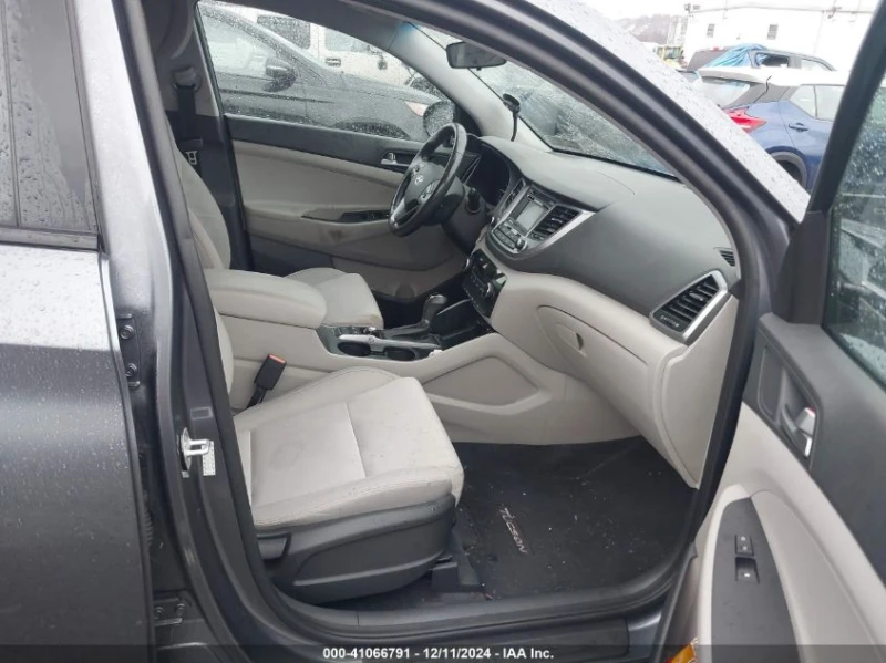 Hyundai Tucson 1.6L I-4 DI, DOHC, VVT, TURBO, 175HP All Wheel Dri, снимка 10 - Автомобили и джипове - 48656044