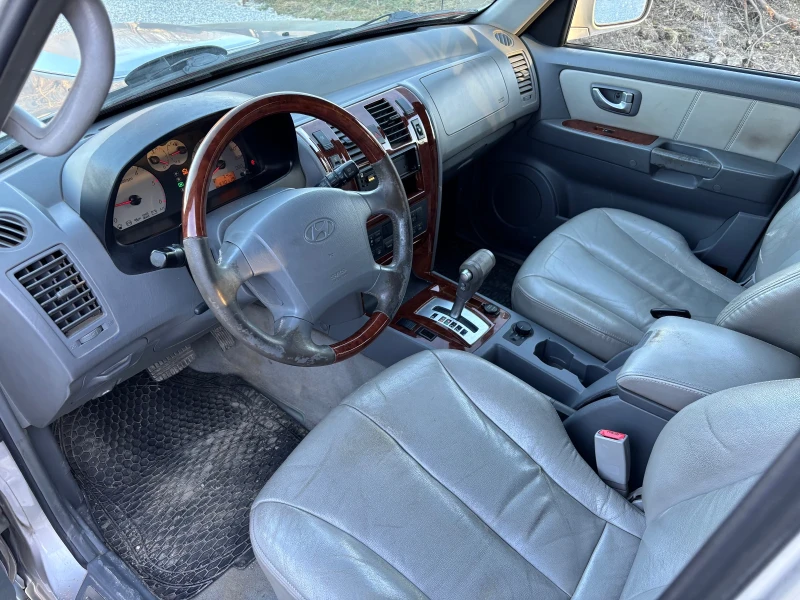 Hyundai Terracan Автоматик, снимка 15 - Автомобили и джипове - 49465967