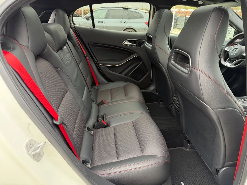 Mercedes-Benz GLA 45 AMG 4-MATIC FACELIFT + Швейцария+ , снимка 12 - Автомобили и джипове - 52354986