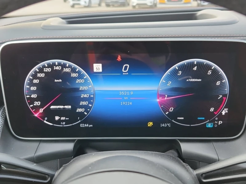 Mercedes-Benz GLC 43 AMG 2024 * CARFAX * БЕЗ ПЪРВОНАЧАЛНА ВНОСКА, снимка 8 - Автомобили и джипове - 52807790