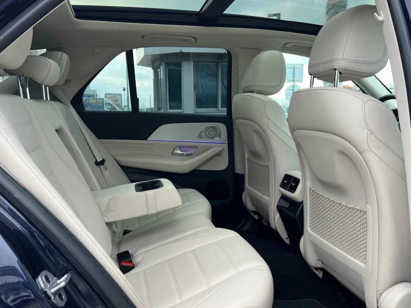 Mercedes-Benz GLE 350 d, 9G, 4-MATIC, AMG LINE, NIGHT PACK, 139000км-КАТ, снимка 13 - Автомобили и джипове - 53133317