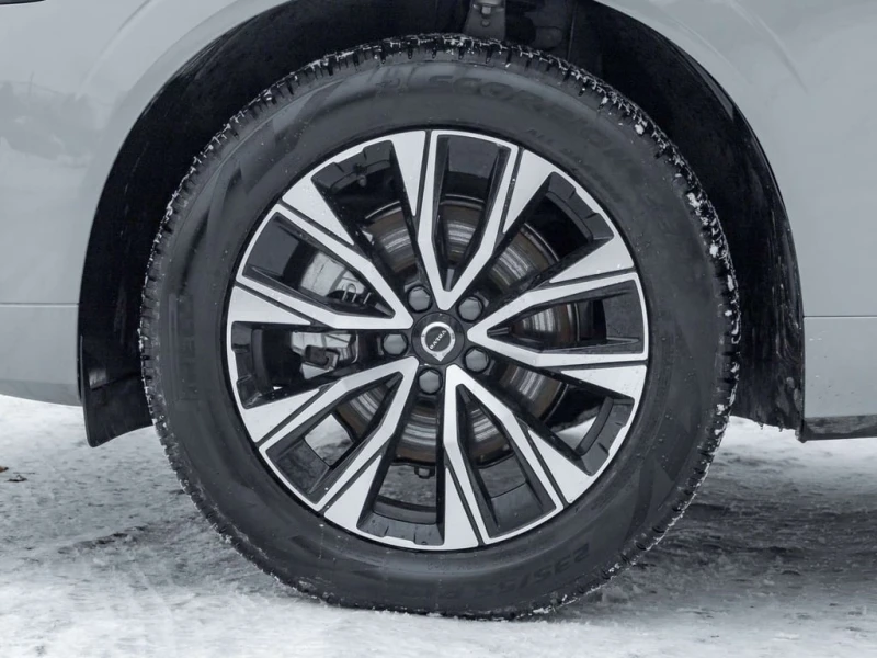 Volvo XC60 * Core * CARFAX * БЕЗ ПЪРВОНАЧАЛНА ВНОСКА, снимка 4 - Автомобили и джипове - 53163522