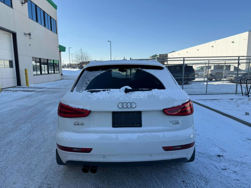 Audi Q3 QUATTRO* TECHNIK* KEYLESS* АвтоКредит(ЦЕНА ДО БГ), снимка 6 - Автомобили и джипове - 53570977