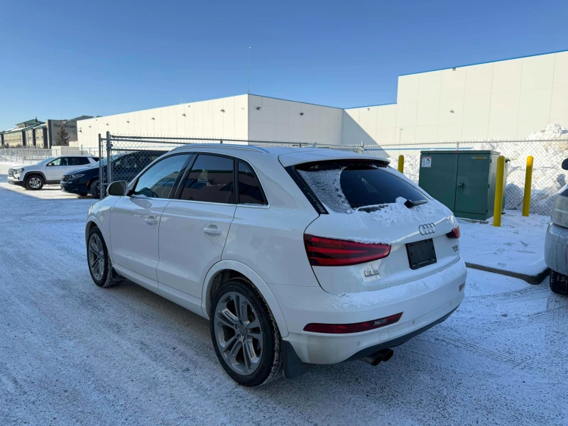 Audi Q3 QUATTRO* TECHNIK* KEYLESS* АвтоКредит(ЦЕНА ДО БГ), снимка 5 - Автомобили и джипове - 53570977